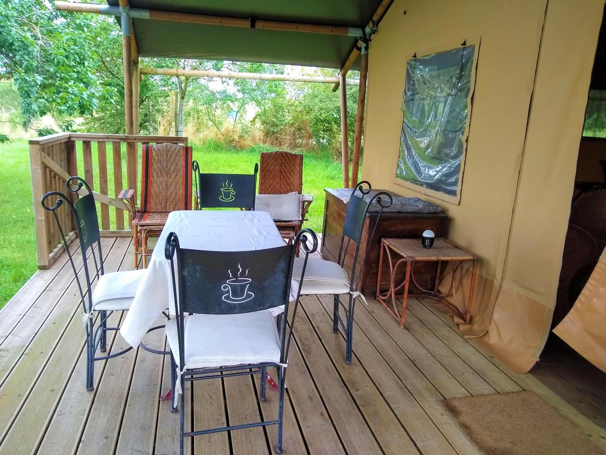 Le Lodge De Loge & Broc La Possonnière Exteriör bild